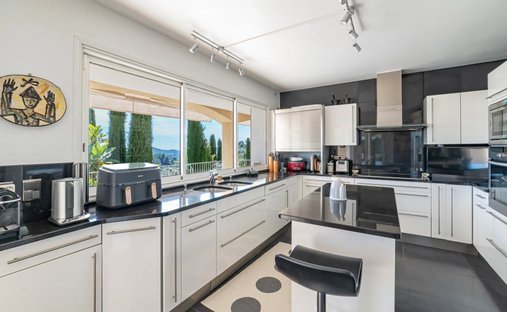 House in Mougins, Provence-Alpes-Côte d'Azur, France 1