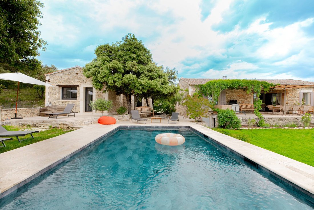 Maison à Gordes, Provence-Alpes-Côte d'Azur, France 1 - 17612235