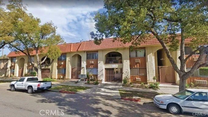 Santa Ana, California, United States 1 - 17606956