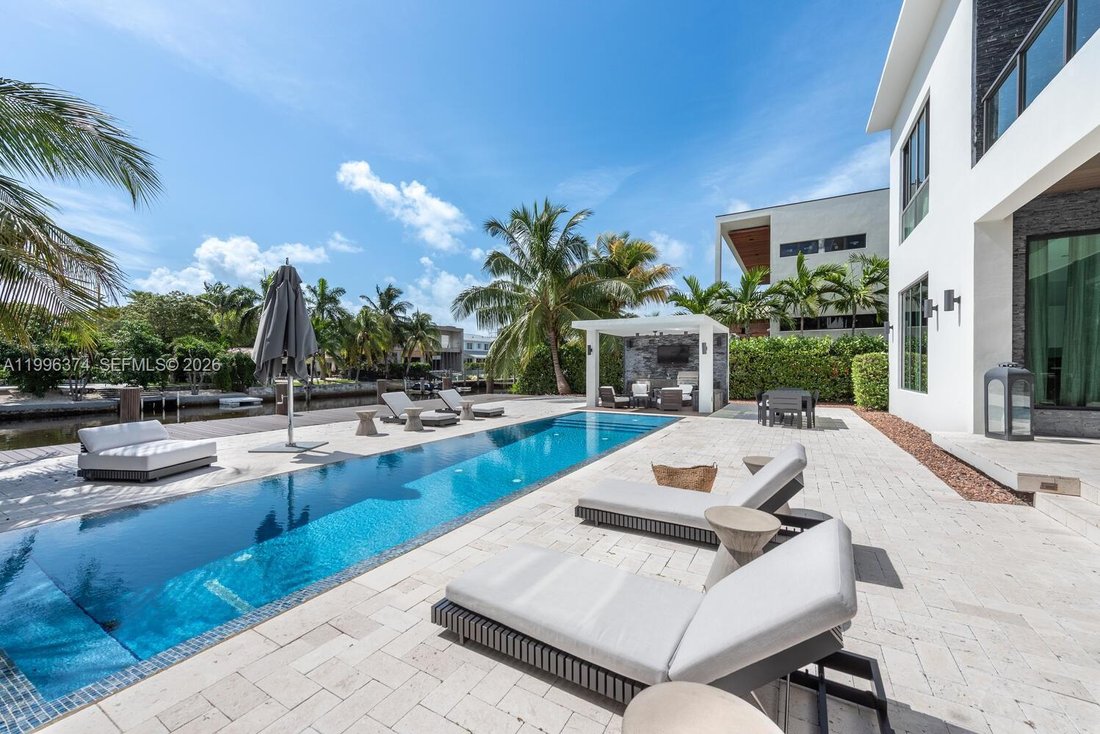 House in North Miami Beach, Florida, United States 4 - 17603313