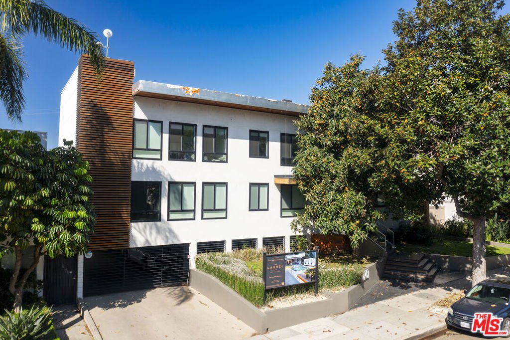 Los Angeles, California, United States 2 - 17605802