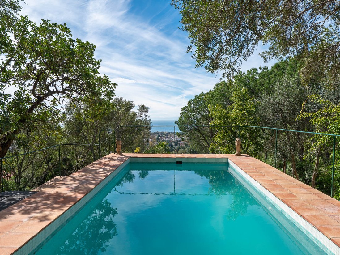 Villa in Marbella, Andalusia, Spain 1 - 17612036