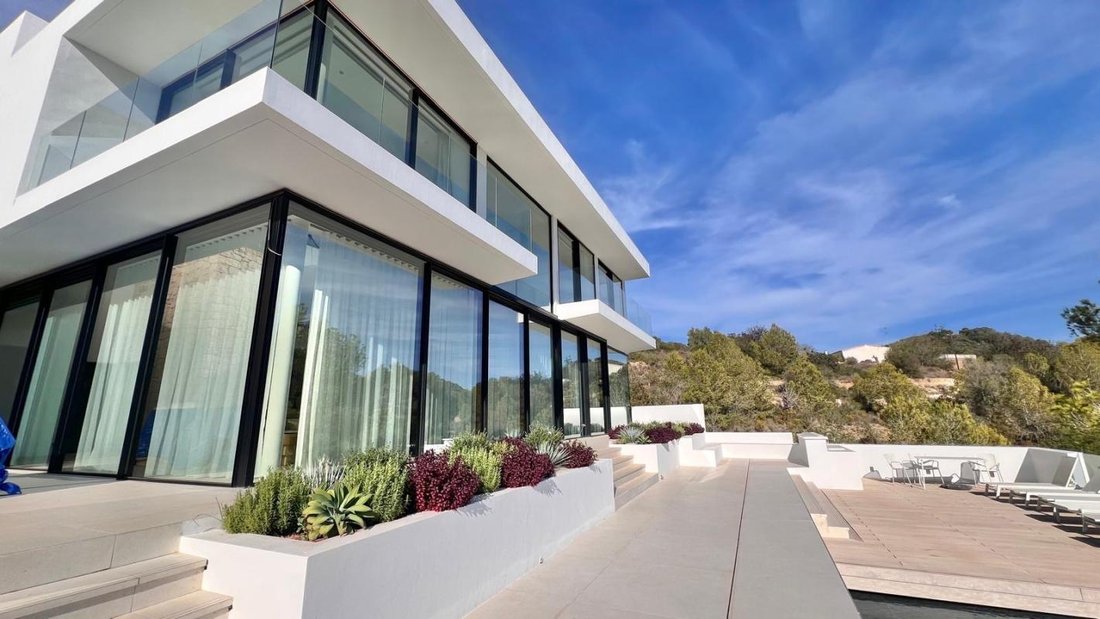 Villa in Can Furnet, Santa Eularia des Riu, Balearic Islands 1 - 17601094
