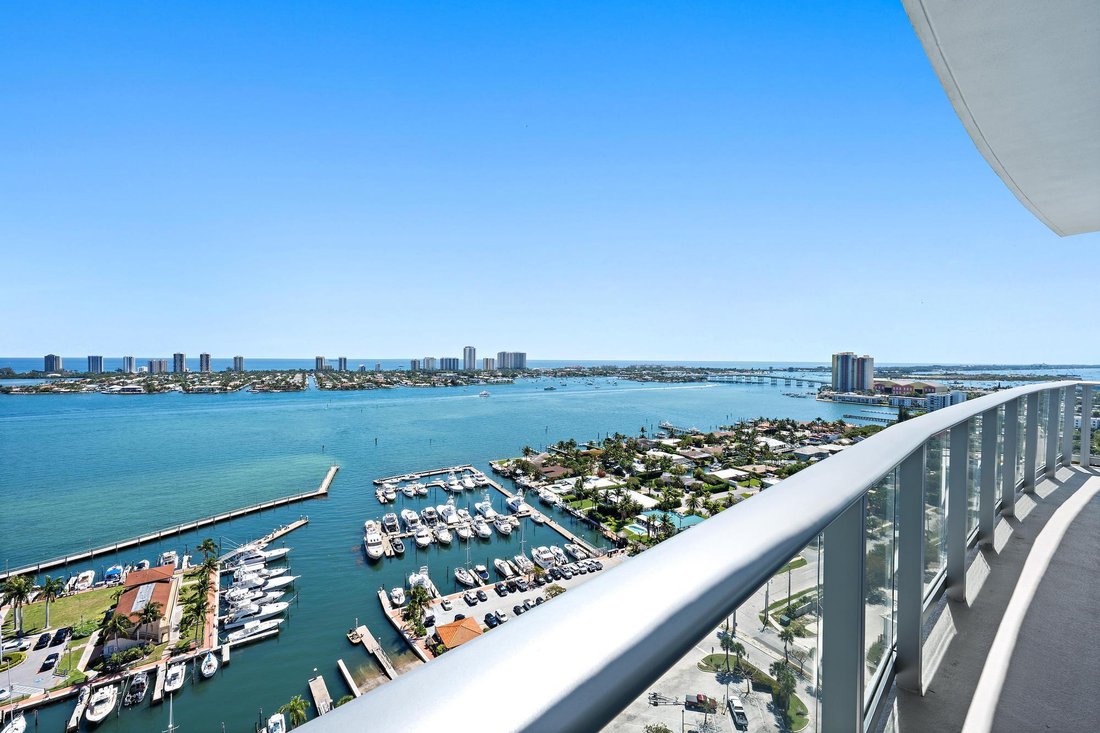 Condo in Lake Park, Florida, United States 4 - 17604177