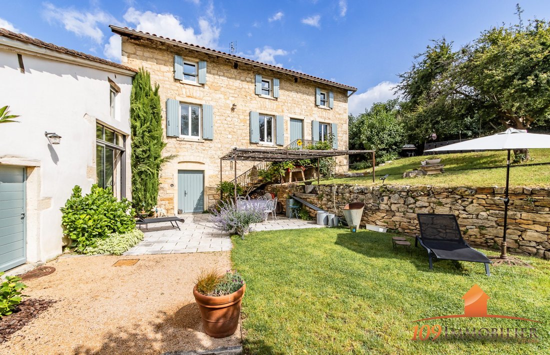 House in Arrondissement of Villefranche-sur-Saône, Auvergne-Rhône-Alpes, France 3 - 17612302