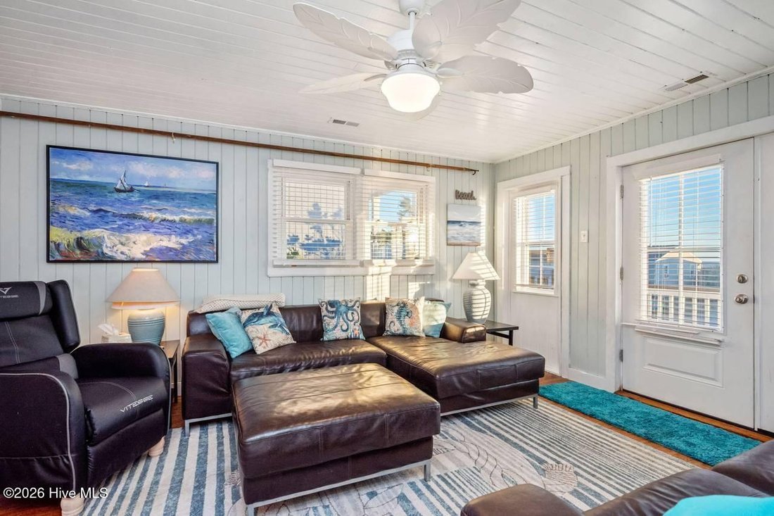 House in Oak Island, North Carolina, United States 4 - 17605261