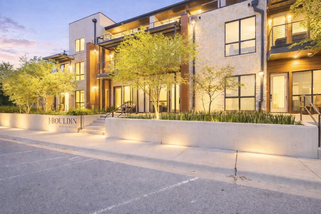 Condo in Austin, Texas, United States 2 - 17609645