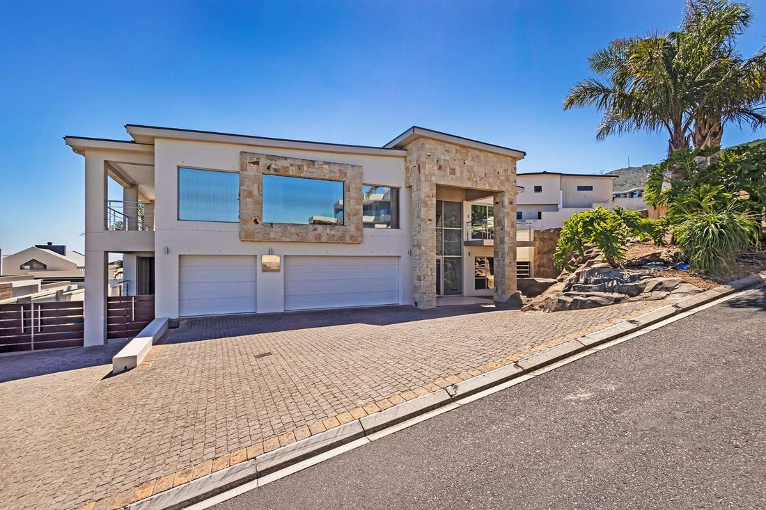 House in Glenlily, Cape Town, South Africa 2 - 17598986