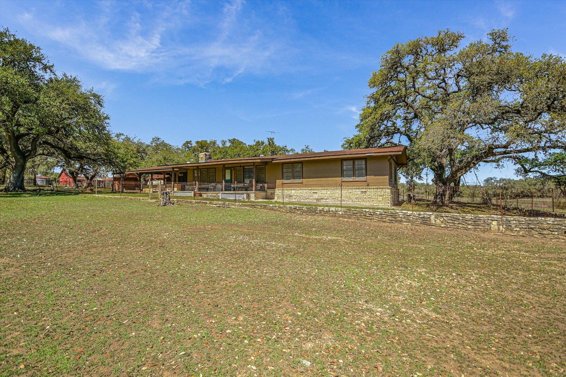 House in San Marcos, Texas, United States 4 - 17611505