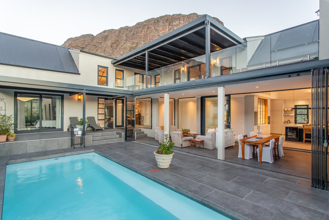 Country House in Franschhoek, Western Cape, South Africa 1 - 17611490