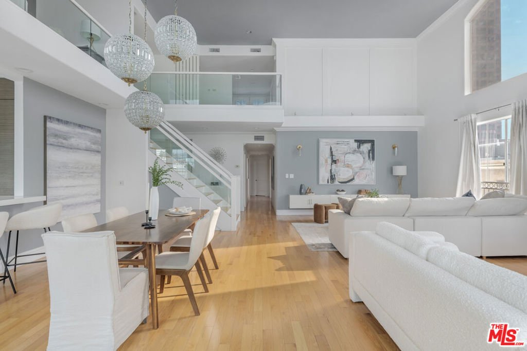 Condo in Los Angeles, California, United States 5 - 17606411