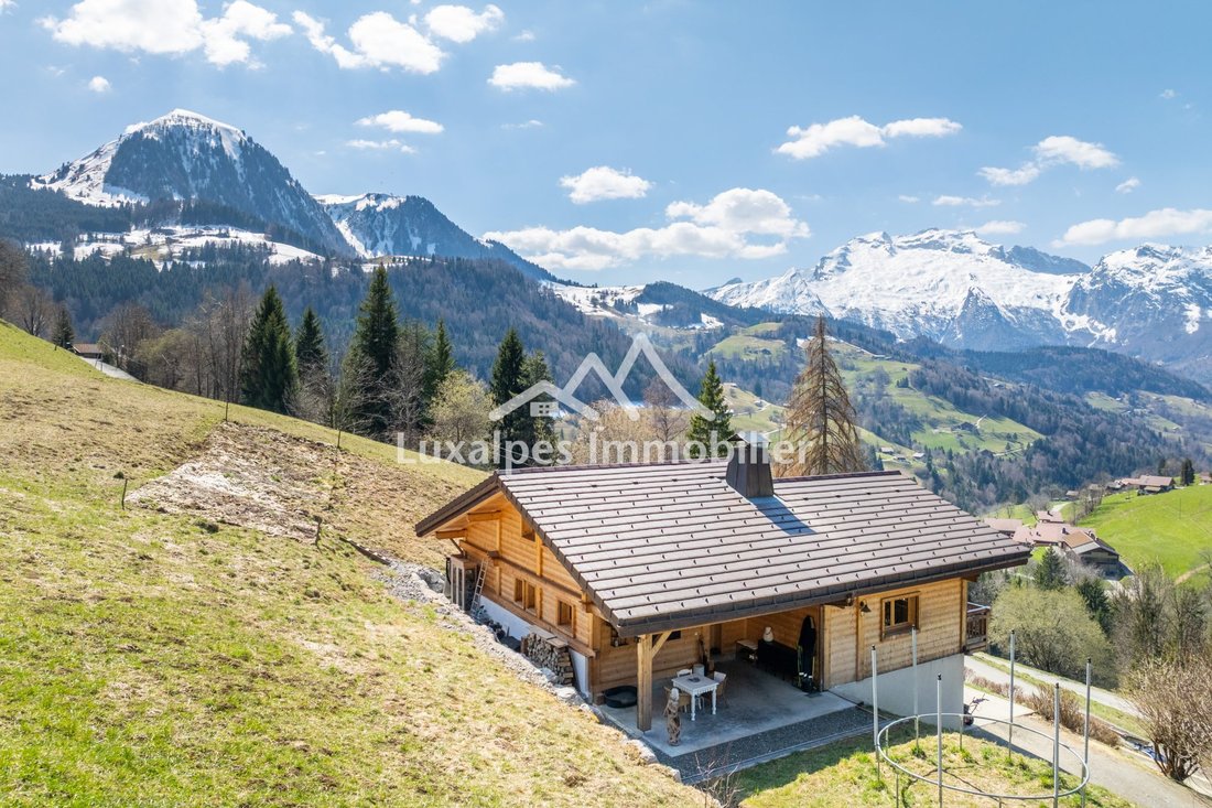 Chalet in Manigod, Auvergne-Rhône-Alpes, France 1 - 17614912