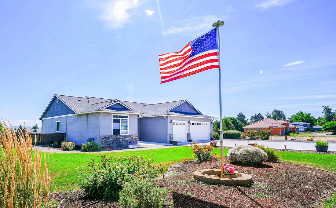 House in Klamath Falls, Oregon, United States 1 - 17599716