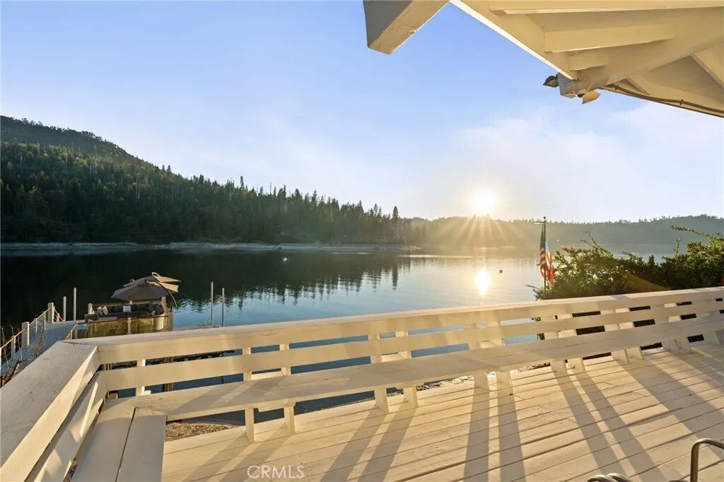 House in Bass Lake, California, United States 5 - 17606995