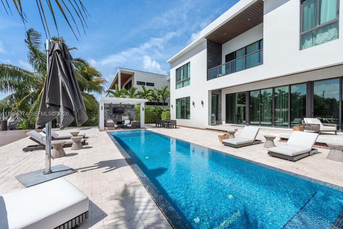 House in North Miami Beach, Florida, United States 5 - 17603313