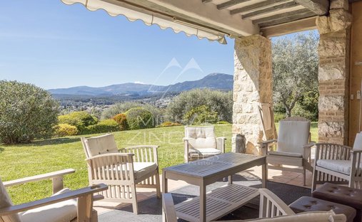 Villa in Saint-Paul-de-Vence, Provence-Alpes-Côte d'Azur, France 1