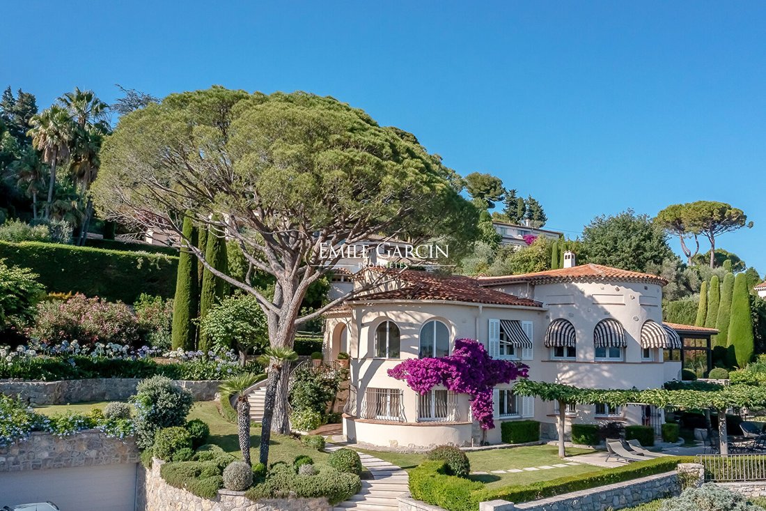Villa in Mougins, Provence-Alpes-Côte d'Azur, France 1 - 16566671