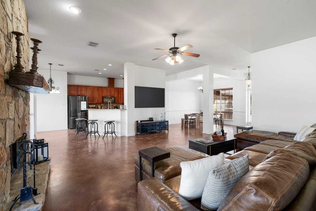 House in Dripping Springs, Texas, United States 3 - 17609290