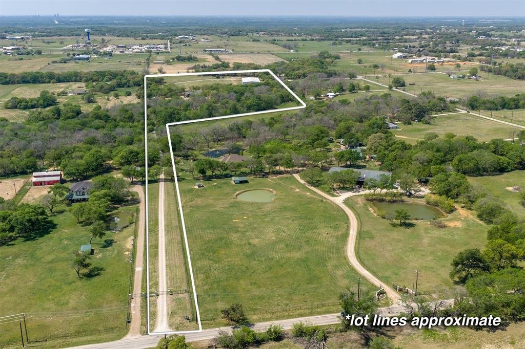 House in Cross Roads, Texas, United States 2 - 17610434