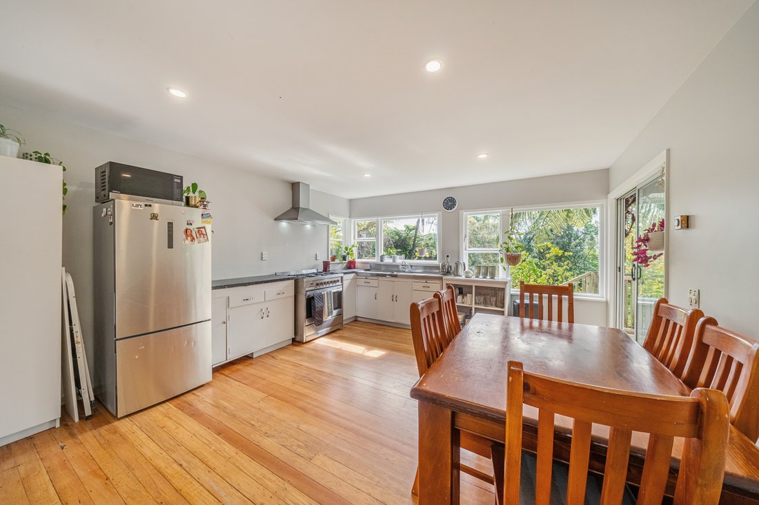 House in Lower Hutt, Wellington, New Zealand 3 - 17611764