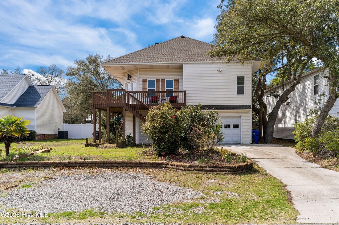 House in Oak Island, North Carolina, United States 5 - 17605291