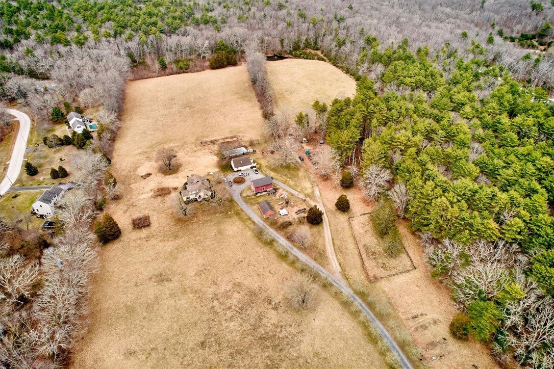 House in Hopkinton, Rhode Island, United States 2 - 17599393