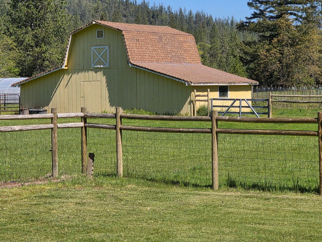 House in Grants Pass, Oregon, United States 5 - 17612328