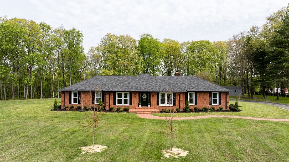 House in Smithville, Tennessee, United States 1 - 17607352