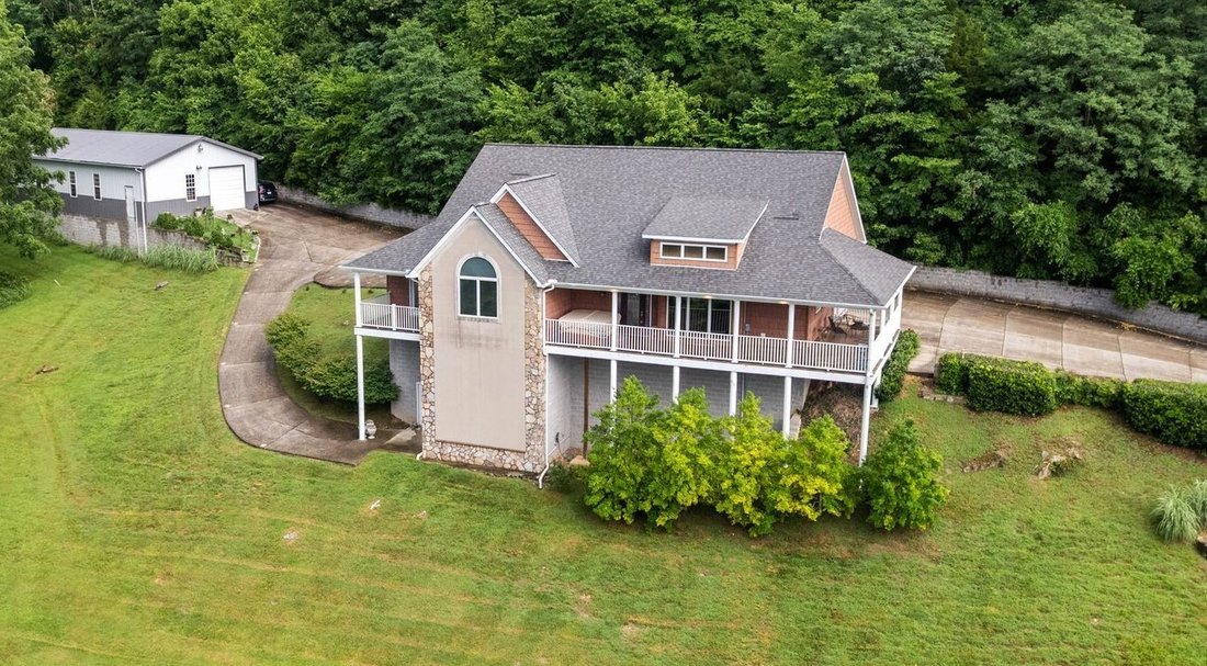 House in Granville, Tennessee, United States 2 - 17607275