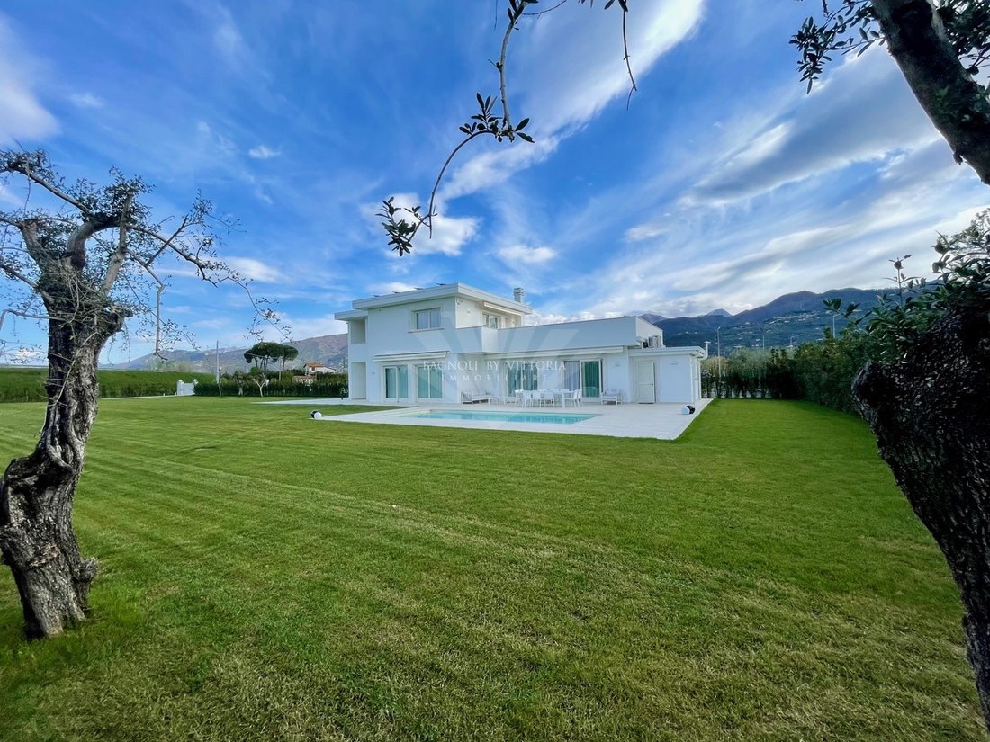 Villa à Tonfano, Pietrasanta, Italie 1 - 17598614