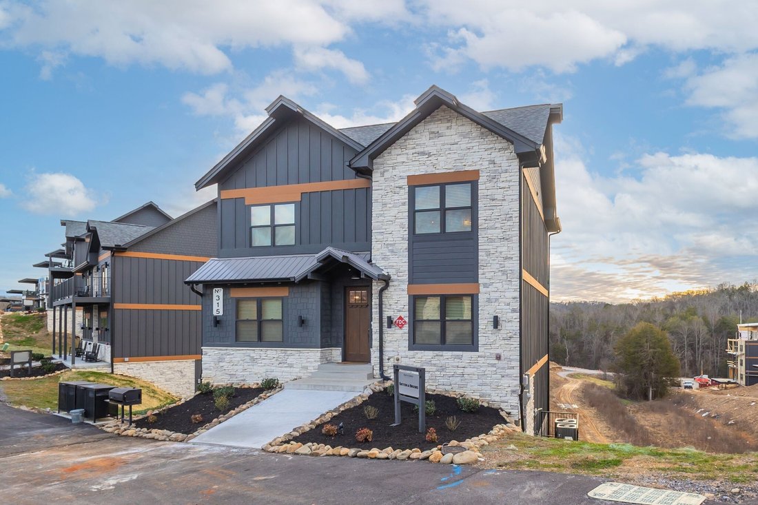 House in Sevierville, Tennessee, United States 2 - 17607186