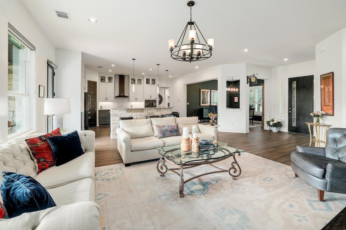 House in Georgetown, Texas, United States 5 - 17608969