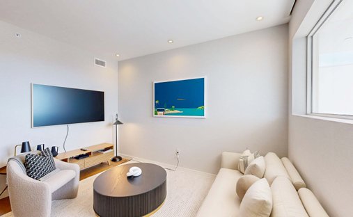Condo in W Bay Bch North, Cayman Islands 1