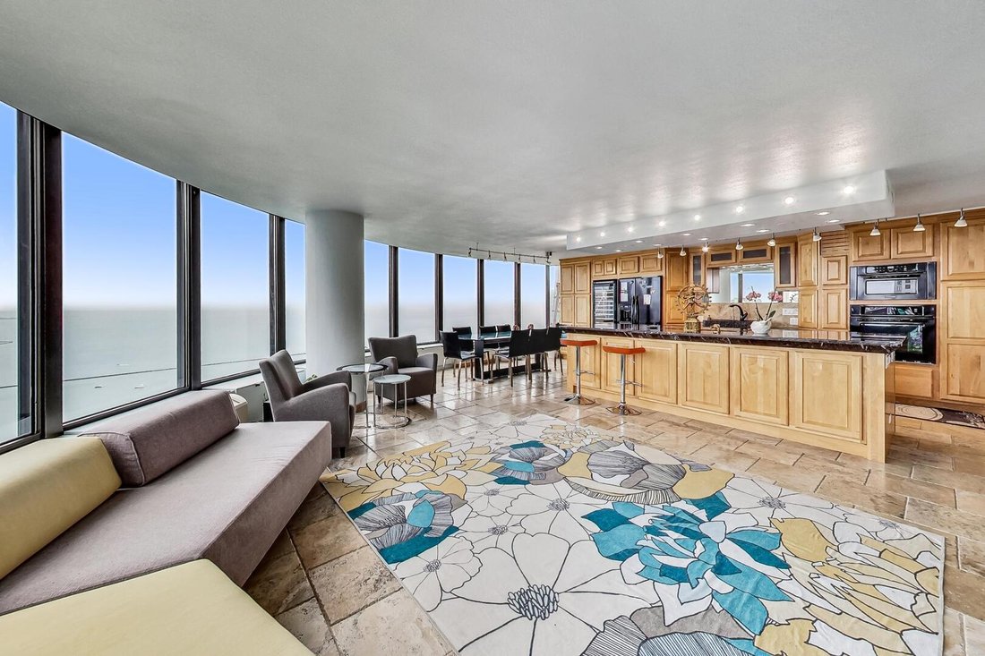 Condo in Chicago, Illinois, United States 4 - 17608107