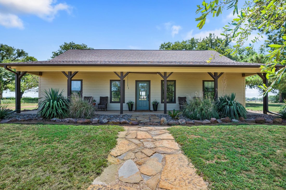 House in Grapeland, Texas, United States 1 - 17613751