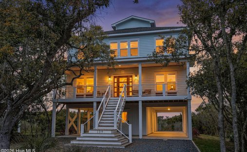 Haus in North Topsail Beach, North Carolina, Vereinigte Staaten 1