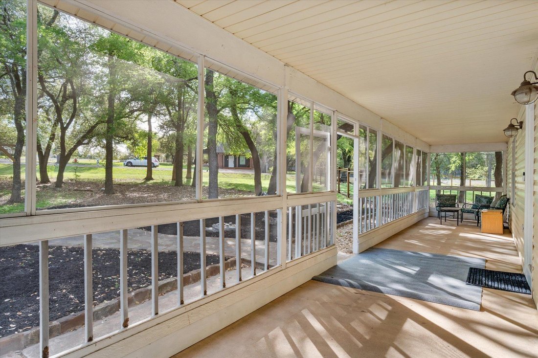House in Georgetown, Texas, United States 5 - 17609364
