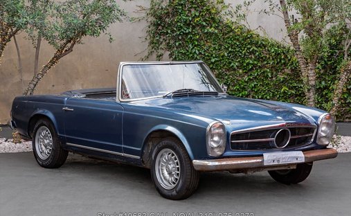Mercedes-Benz 250SL in Los angeles, ca 1