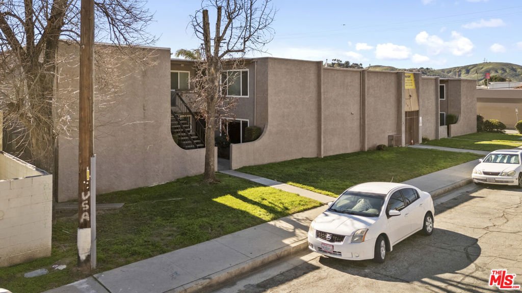 San Bernardino, California, United States 2 - 17605792