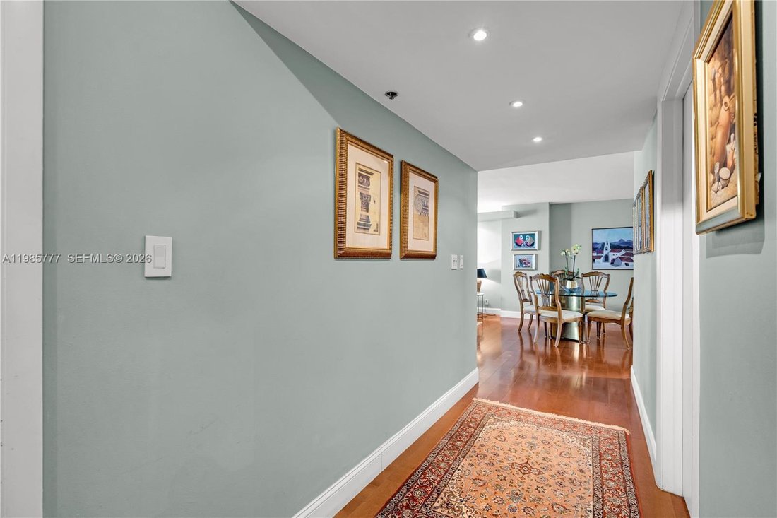 Condo in Miami, Florida, United States 3 - 17603295