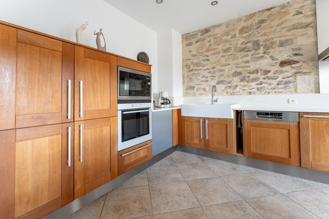 House in Saint-Laurent-d'Aigouze, Occitania, France 5 - 16768302