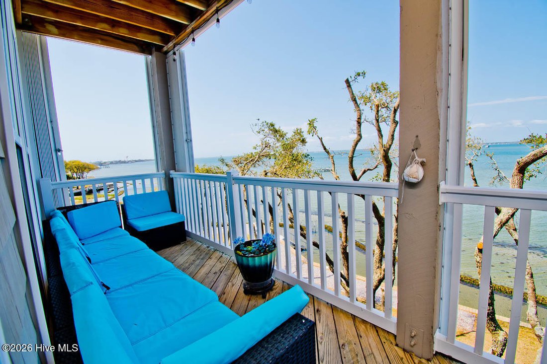 Condo in Emerald Isle, North Carolina, United States 2 - 17193794