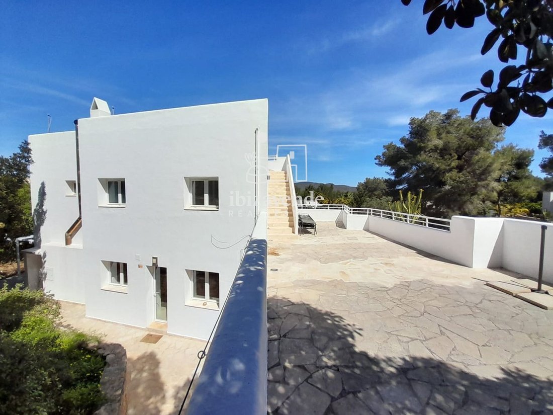 Villa in Santa Eularia des Riu, Balearic Islands, Spain 3 - 17599613