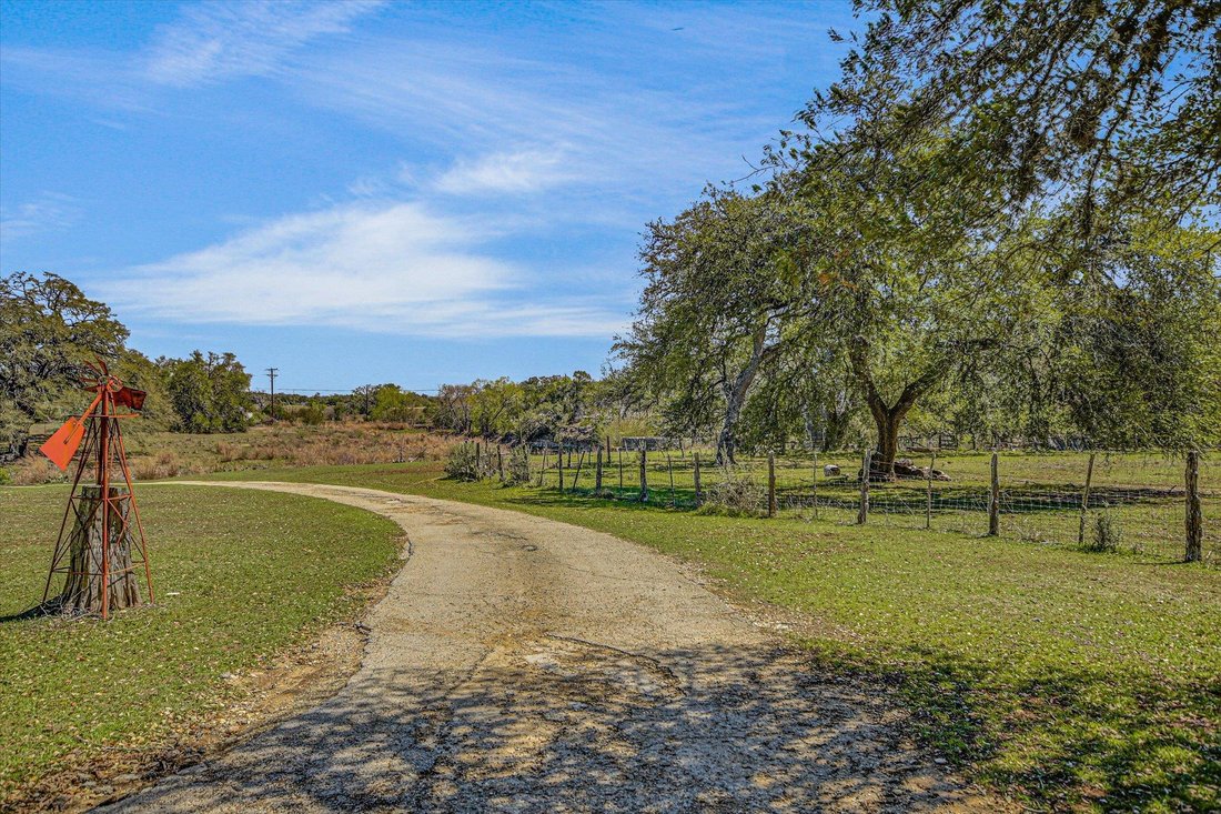 House in San Marcos, Texas, United States 3 - 17611505