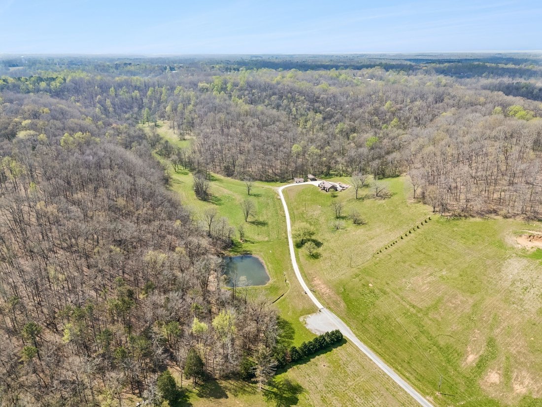House in Pulaski, Tennessee, United States 3 - 16790222