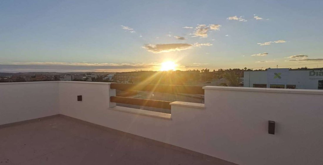 Villa in Los Montesinos, Valencian Community, Spain 5 - 17612521