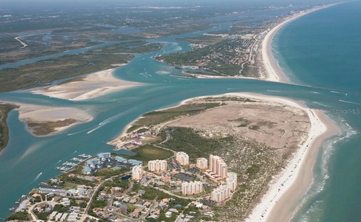 Condo in New Smyrna Beach, Florida, United States 1