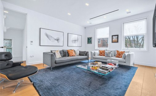Apartment in Swiss Cottage, Camden, England 1
