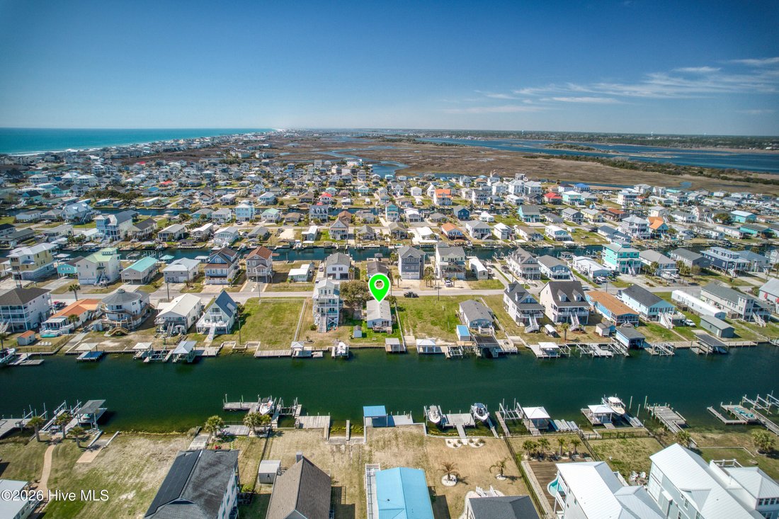 Topsail Beach, North Carolina, United States 2 - 17606226