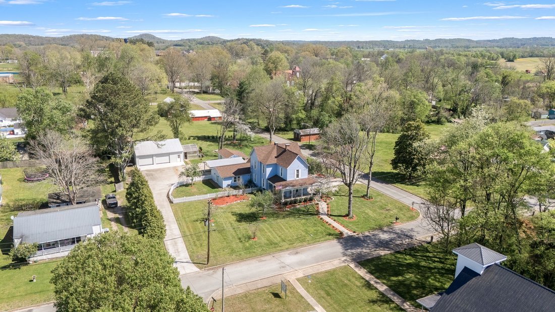 House in Bell Buckle, Tennessee, United States 4 - 17613436